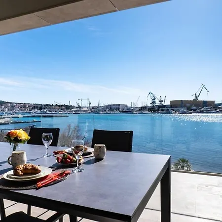 Luxury With Heated Pool Apartman