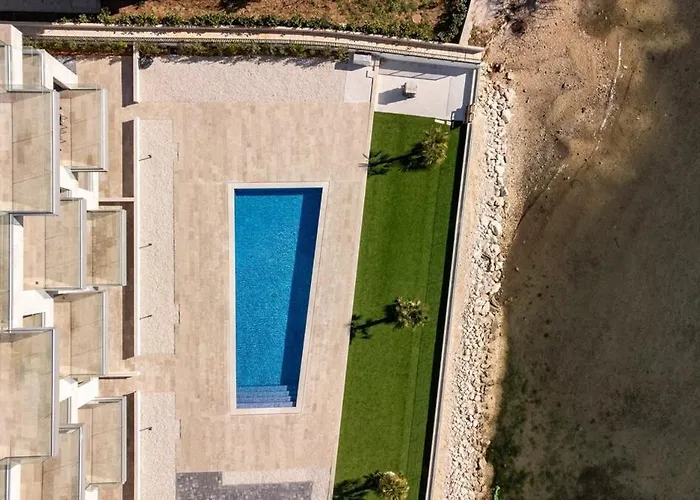 Daire Luxury With Heated Pool