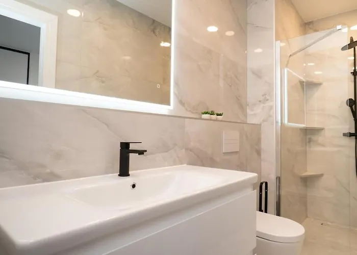 Daire Luxury With Heated Pool *