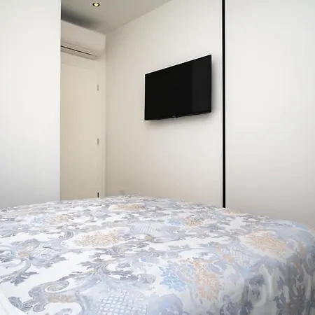 Luxury With Heated Pool Apartamento Trogir