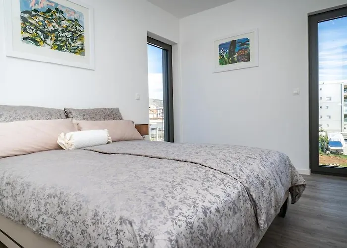 Apartamento Luxury With Heated Pool Trogir